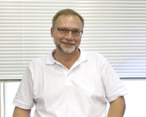 イワン・リビャンスキー来日インタビュー〈3〉肉体をダメージから守る「ソマヴェディック・コロイダルエッセンス」