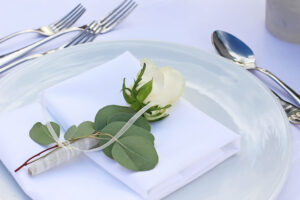 アラン・コーエンのスピリチュアルエッセイ〈15〉豪華な食事のように充実した関係性を築く